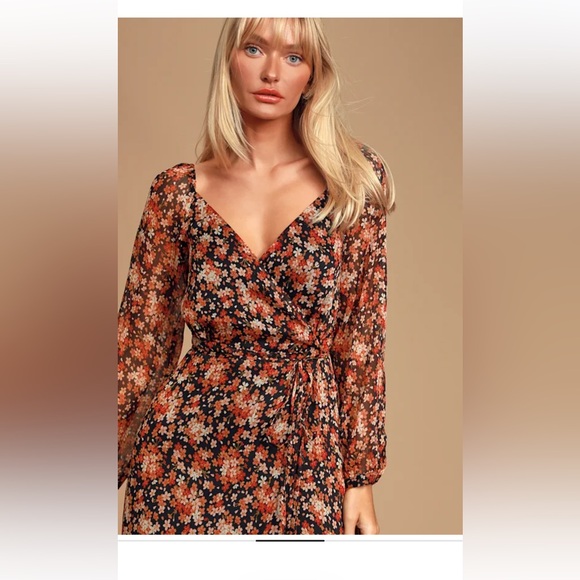 Lulus Autumn Ditsy floral long sleeve wrap maxi dress - Picture 3 of 5
